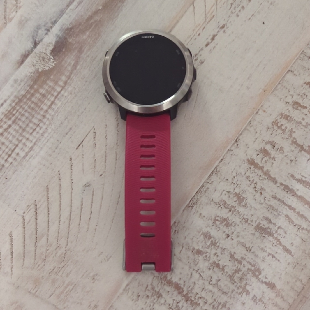 Garmin Red Smartwatch Forerunner 645